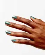 O.P.I Infinite Shine nagellak blauw groen shimmer - Cos'mo Money - Hand