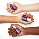 Essie nagellak paars - Leather Weather - Afbeelding 3